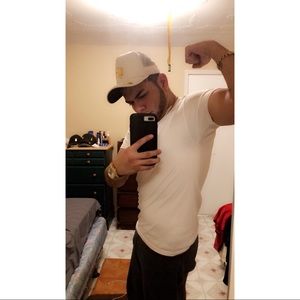 Meet your Posher, Gustavo